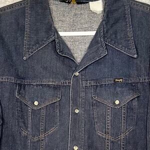Vintage Wrangler denim jacket pearl snap western 1970s shacket shirt USA